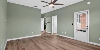 Charming 4BR Townhome in Winter Garden Gallery 15