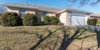 Great 3 BR 2 BA home close to Matthews Elementary and Nixa High School Gallery 1