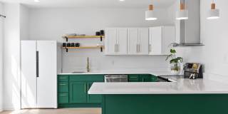 Charming + Modern Highland Park Home - 3 Beds, 2 Baths, Fenced Yard, + Plenty of Parking! Gallery 10