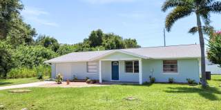 Annual Rental – Charming Updated 4 Bedroom, 2 Bath Venice Home! Gallery 1