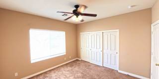 Beautiful 4 bedroom for rent. Gallery 20