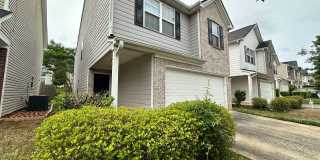 Spacious 3-Bed, 2.5-Bath Home with Garage – Pet-Friendly & Available Now! Spacious 3-Bed, 2.5-Bath Home with Garage – Pet-Friendly & Available Now! Gallery 5