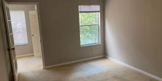 Venetian Place - 1323 Gallery 7