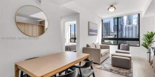 District 225 Gallery 2