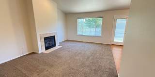 3 Bedroom, 2 Bath Home Available! Gallery 4