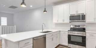 Brand New luxurious Model Home with 2 Master Suites in Warner Meadow Gallery 1