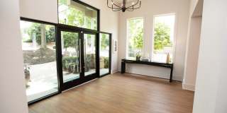 Lakeside Villas Lakeside Villas Gallery 38