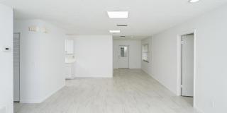494 Romano St Gallery 21