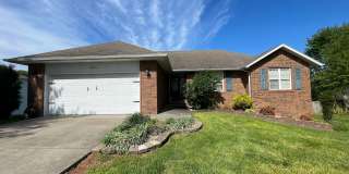 FULLY FURNISHED 4 BEDROOM, WALKOUT BASEMENT - SHORT TERM 6 MONTH RENTAL AVAILABLE IN OZARK! Gallery 1