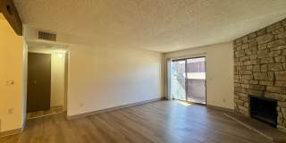 Lovely 1 Bedroom, 1 Bathroom Lakewood Condo! Community POOL!!! Gallery 8