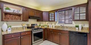 650 VERA Court Gallery 11
