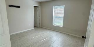 3310 SW 17th Place Gallery 15