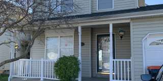 Charming 3BR House in Middletown Gallery 1