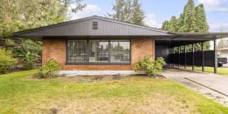 Charming Spokane Home | Comfortable Living in a Convenient Location Gallery 1