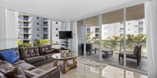 18671 Collins Ave Gallery 16