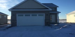 4 Bed 3 Bath Single Family Home Gallery 1