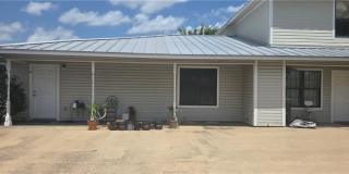 405 Live Oak Street Gallery 1