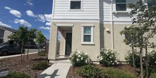 Beautiful 3 bedroom, 2.5 bathroom home, 8213 Ocho Way. Elk Grove, CA 95757 Gallery 1