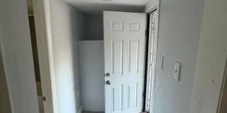 Fully Renovated 3/1 Single Family House Available for Immediate Rent! Gallery 39