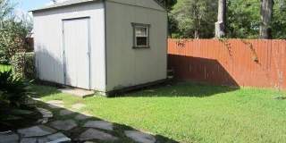 401 Woodland Hills Gallery 24