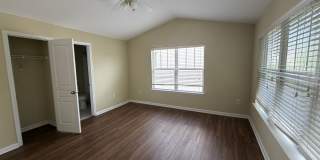 1615 Elmwood Court, #208 - End Unit Townhome in a Gated Community! Gallery 16