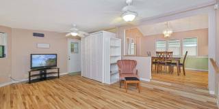 NOW AVAILABLE - 1/1 Manufactured Home in Estero! Gallery 7