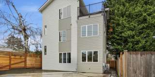 Brand-New Construction 2BR Townhome in Seaview Gallery 1