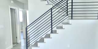 1344 W 37th Place - Co-Living Gallery 10