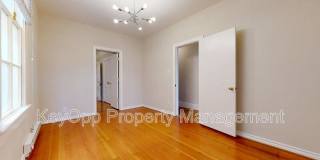 1412 Lyon Street Gallery 10