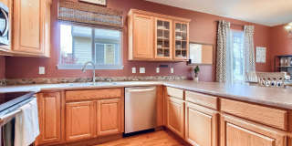 Highlands Ranch Spacious 3 bed 2.5 bath Gallery 16