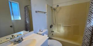3185 Gallery 28