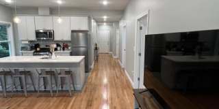 16 Hamilton Rd. Gallery 5