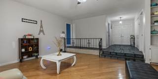 2002 17th Street Gallery 5