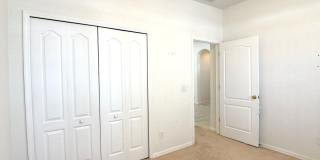 Beautiful 4 Bedroom, 3 Bathroom Ranch-Style Pool Home in Highlands Reserve Golf Community! Gallery 16