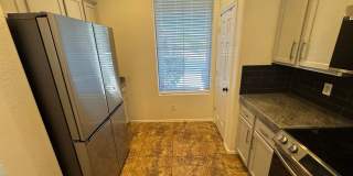 3bd/2ba 1374 sq ft in Chandler with POOL Gallery 5