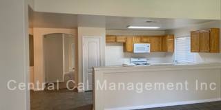 5 Bedroom, 2 Bath Home in Desired Northwest - $2695 Per Month! Gallery 7
