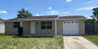 Well maintained 2/1 in a quiet neighborhood Gallery 1