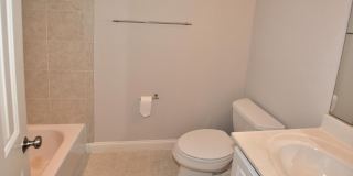 103 WASHINGTON SQUARE Court Gallery 15