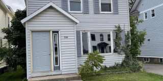 718 North Front Street Gallery 1