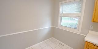 3BR Home on Large Corner Lot – NW Rochester Gallery 7