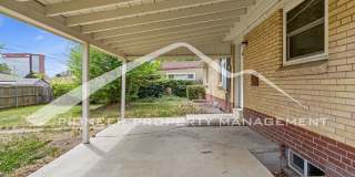 Spacious Home with Washer/Dryer and Fenced Yard Gallery 20