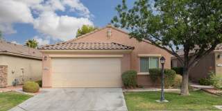 Single-Story Golf Course Home in Gated Community Gallery 1