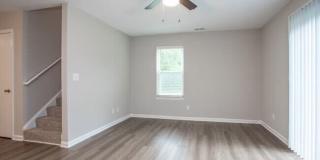 North Chase Gallery 17