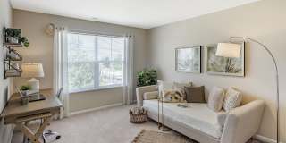 Randall Highlands Apartment Homes Gallery 7