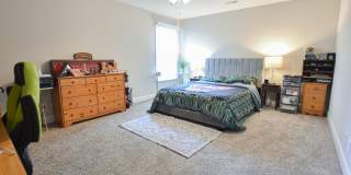 Pet Friendly Four Bedroom! Gallery 13