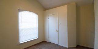 1702 Clairidge Ave Gallery 10