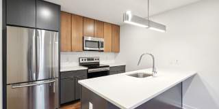 Graduate Pointe Gallery 87