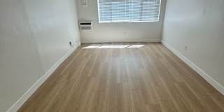PL26 - 2666 Ellendale Place Gallery 14