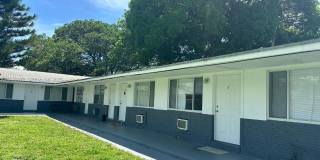 325 NE 2nd ST 325 NE 2nd ST Gallery 1