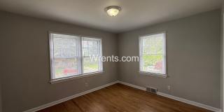 SPACIOUS 4-BEDROOM HOME WITH HUGE FENCED YARD – SPOKANE'S SOUTH HILL Gallery 12